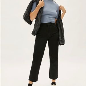Everlane Straight Leg Crop